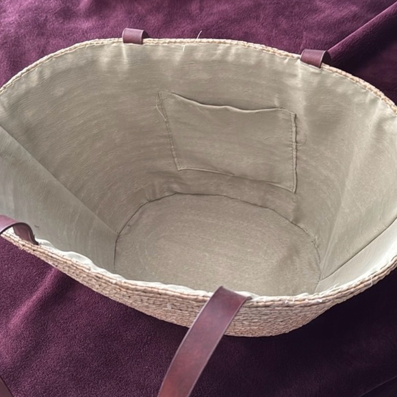NWOT Woven Lined Straw Bag - Picture 4 of 7